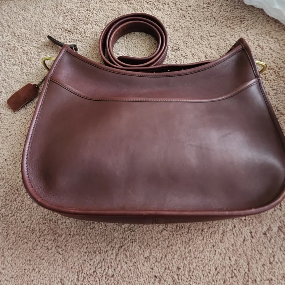 Vintage Coach Classic Hobo Burgundy 9855